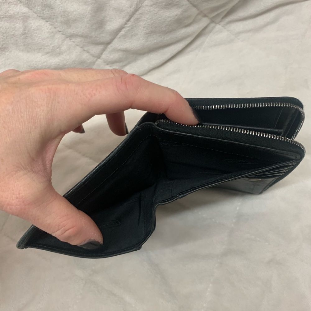 Coach Wallet - Picture 4 of 4